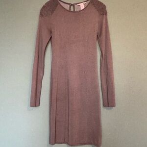 Chic Long Sleeve Dress with Shoulder Detail